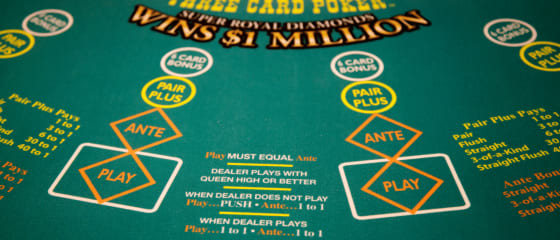 Erklärt: Wie man Three Card Poker online spielt